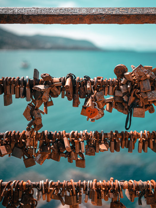 photo de cadenas avec amour carousel desktop